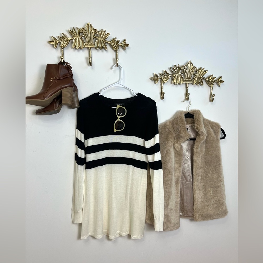 Contemporary light layering knit sweater S